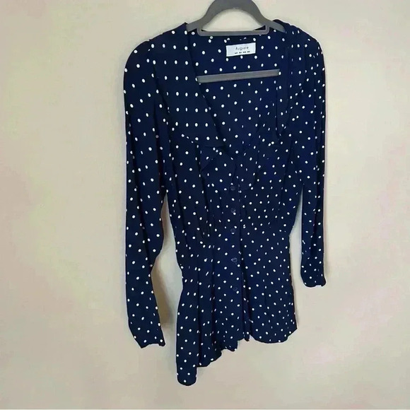 Revolve Auguste Lilly Shirt Classic Polka Dot Navy Blue Button Up Blouse Size 2 - Picture 3 of 8